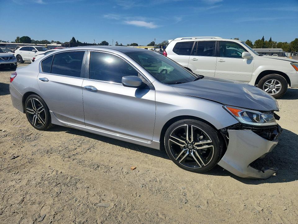 2016 Honda Accord მანქანა იყიდება აუქციონზე, vin: 1HGCR2F5XGA140550, აუქციონის ნომერი: 70111286