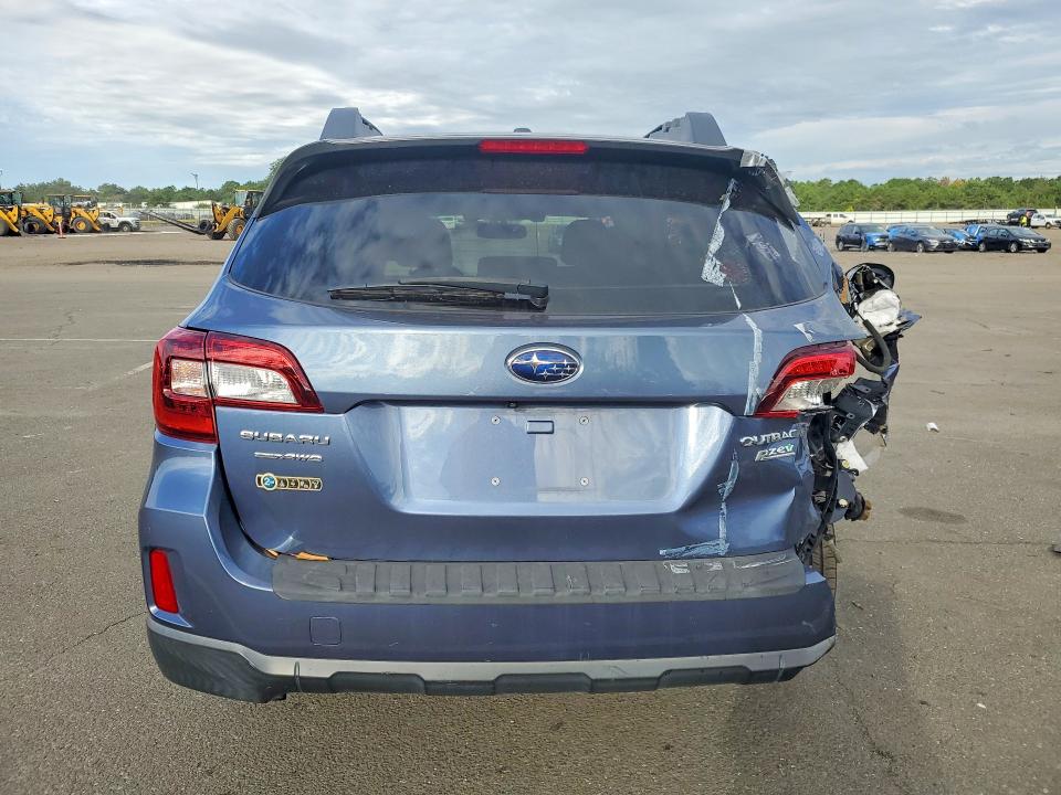 68611026 :رقم المزاد ، 4S4BSAHC6F3334334 vin ، 2015 Subaru Outback مزاد بيع