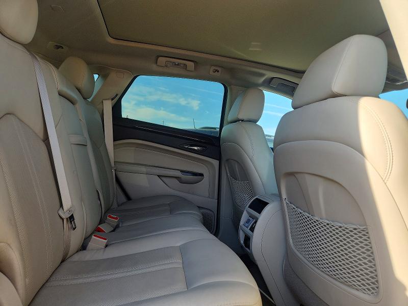 68088886 :رقم المزاد ، 3GYFNBE31FS568215 vin ، 2015 Cadillac Srx مزاد بيع