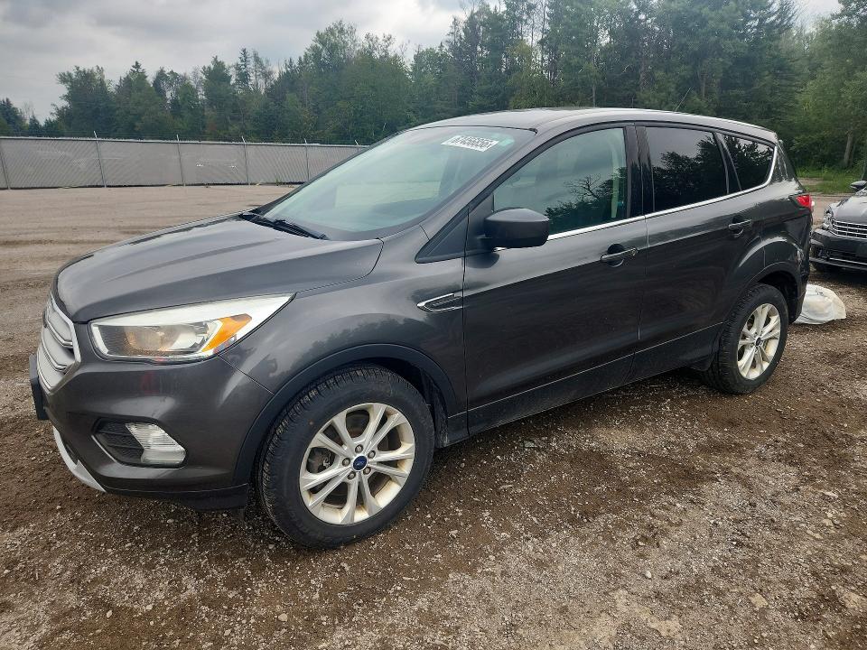 2017 Ford Escape მანქანა იყიდება აუქციონზე, vin: 1FMCU9GD8HUA00570, აუქციონის ნომერი: 67456856