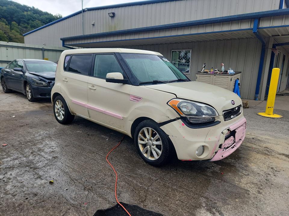 70235036 :رقم المزاد ، KNDJT2A60D7522473 vin ، 2013 Kia Soul مزاد بيع