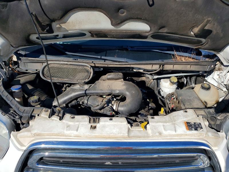 71021046 :رقم المزاد ، 1FTYE2CM7HKB32414 vin ، 2017 Ford Transit مزاد بيع