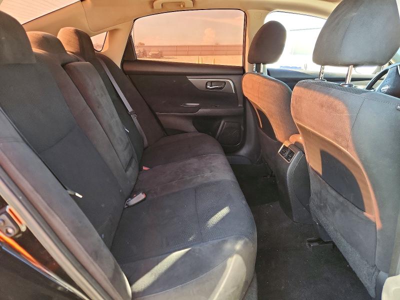 68783216 :رقم المزاد ، 1N4AL3APXFC159517 vin ، 2015 Nissan Altima مزاد بيع