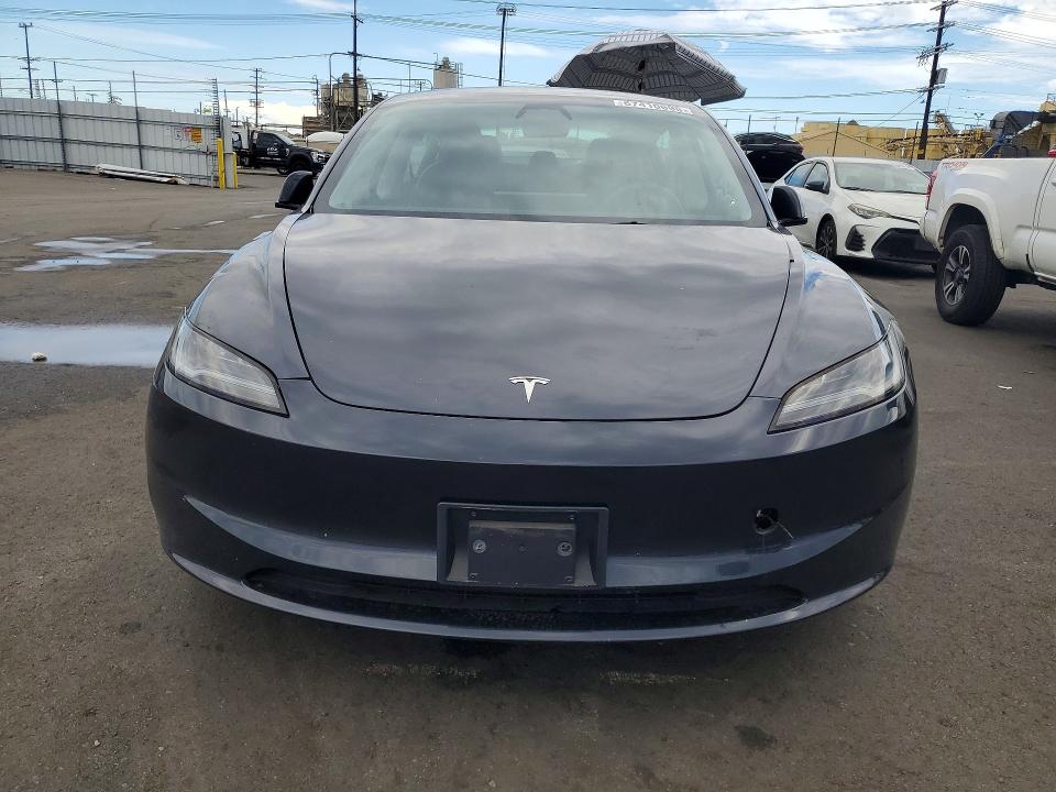 Продажа на аукционе авто 2024 Tesla Model 3, vin: 5YJ3E1EA3RF744843, номер лота: 67410696