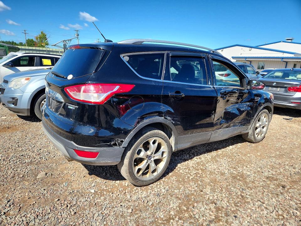 Продаж на аукціоні авто 2016 Ford Escape, vin: 1FMCU9JXXGUB05239, номер лоту: 67885766