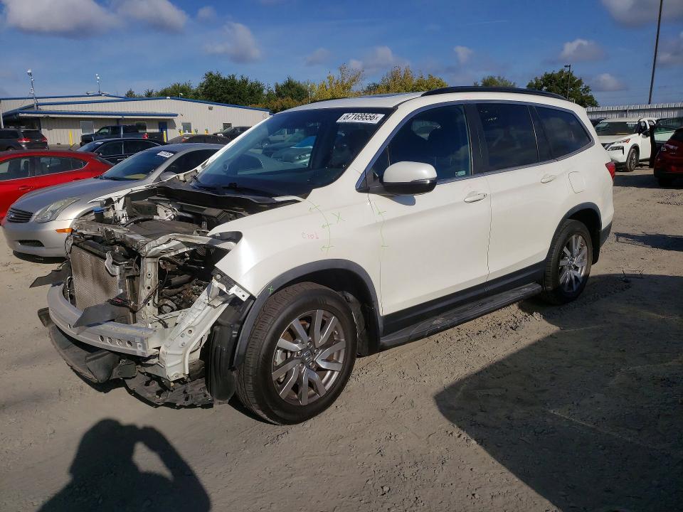 67169556 :رقم المزاد ، 5FNYF6H57KB030251 vin ، 2019 Honda Pilot مزاد بيع