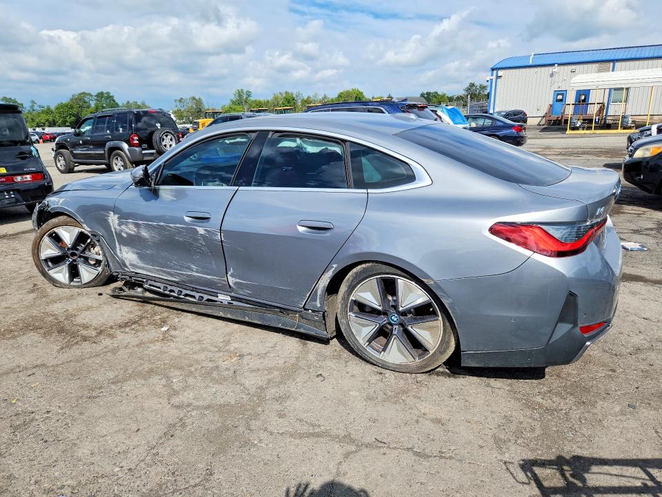 68111976 :رقم المزاد ، WBY73AW06PFP83477 vin ، 2023 Bmw I4 مزاد بيع