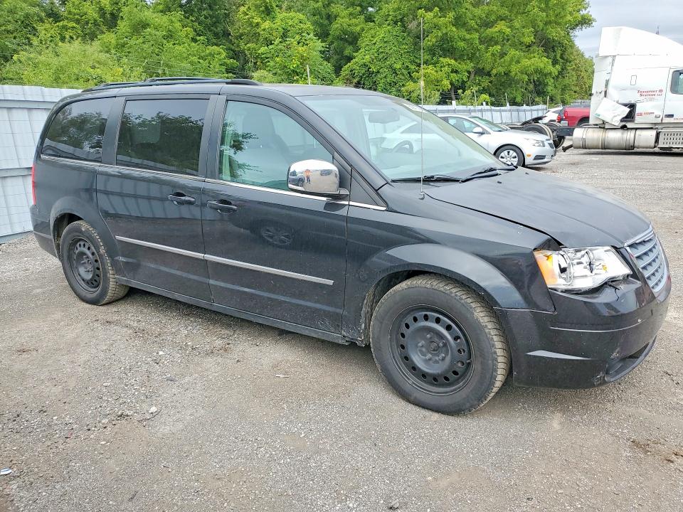 68947746 :رقم المزاد ، 2A4RR5DX7AR380604 vin ، 2010 Chrysler Town & Country مزاد بيع