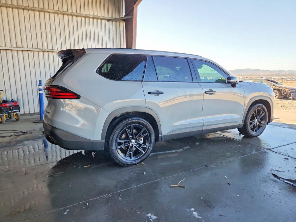 2025 Toyota Grand Highlander Hybrid მანქანა იყიდება აუქციონზე, vin: 5TDACAB50SS040296, აუქციონის ნომერი: 70562216