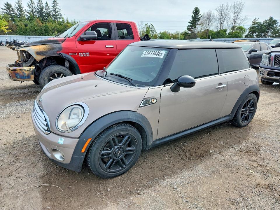 2013 Mini Cooper მანქანა იყიდება აუქციონზე, vin: WMWSU3C50DT689724, აუქციონის ნომერი: 65833436