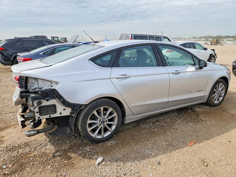 2017 Ford Fusion მანქანა იყიდება აუქციონზე, vin: 3FA6P0LUXHR377859, აუქციონის ნომერი: 68500586