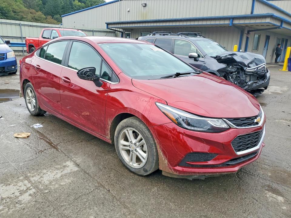 68755656 :رقم المزاد ، 3G1BE5SM5HS573951 vin ، 2017 Chevrolet Cruze مزاد بيع