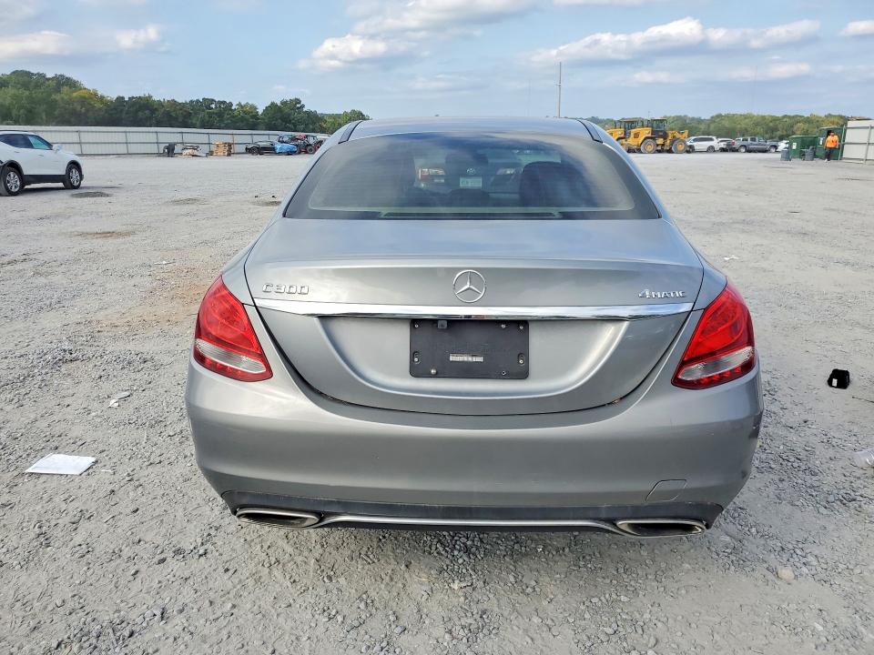 68659716 :رقم المزاد ، 55SWF4KB7FU032967 vin ، 2015 Mercedes-benz C مزاد بيع