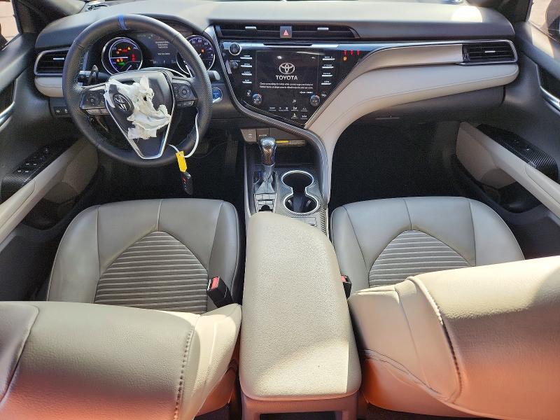 2019 Toyota Camry Hybrid მანქანა იყიდება აუქციონზე, vin: 4T1B21HK0KU517448, აუქციონის ნომერი: 70824156