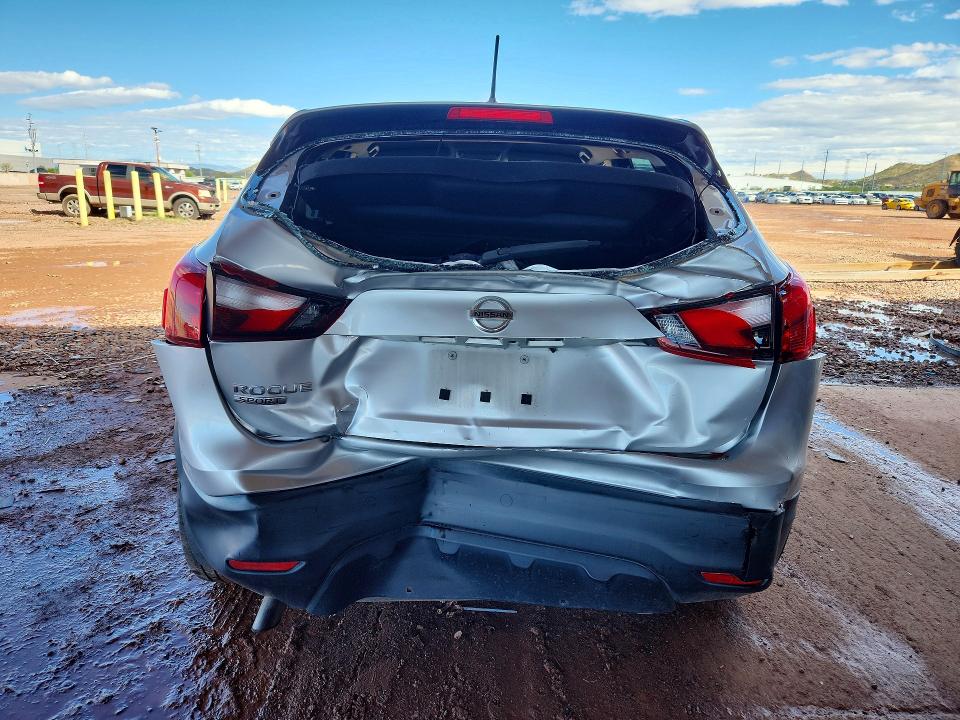 2017 Nissan Rogue Sport მანქანა იყიდება აუქციონზე, vin: JN1BJ1CP6HW021368, აუქციონის ნომერი: 70707976