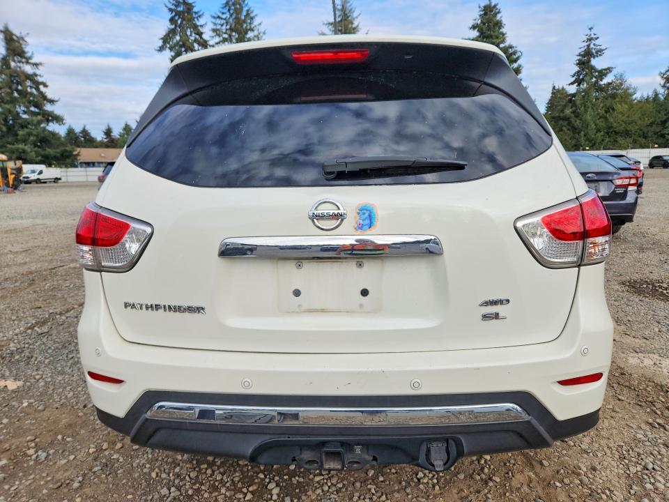 2015 Nissan Pathfinder მანქანა იყიდება აუქციონზე, vin: 5N1AR2MM2FC702634, აუქციონის ნომერი: 70367946