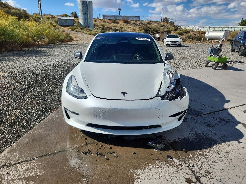 Продажа на аукционе авто 2022 Tesla Model 3, vin: 5YJ3E1EC6NF295380, номер лота: 68879366