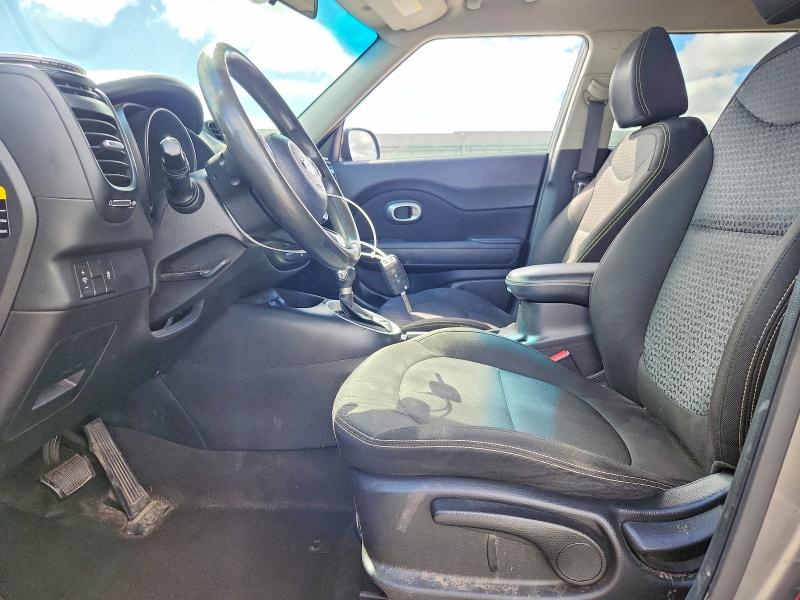 70464346 :رقم المزاد ، KNDJP3A54F7212427 vin ، 2015 Kia Soul مزاد بيع