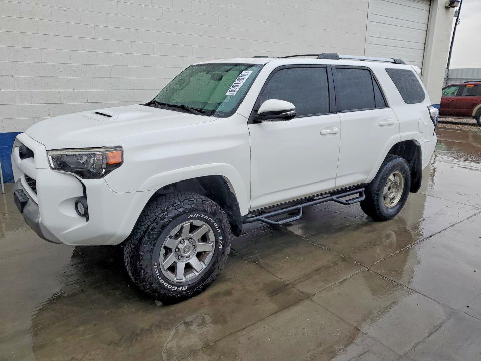 2016 Toyota 4runner მანქანა იყიდება აუქციონზე, vin: JTEBU5JR3G5366597, აუქციონის ნომერი: 69619876