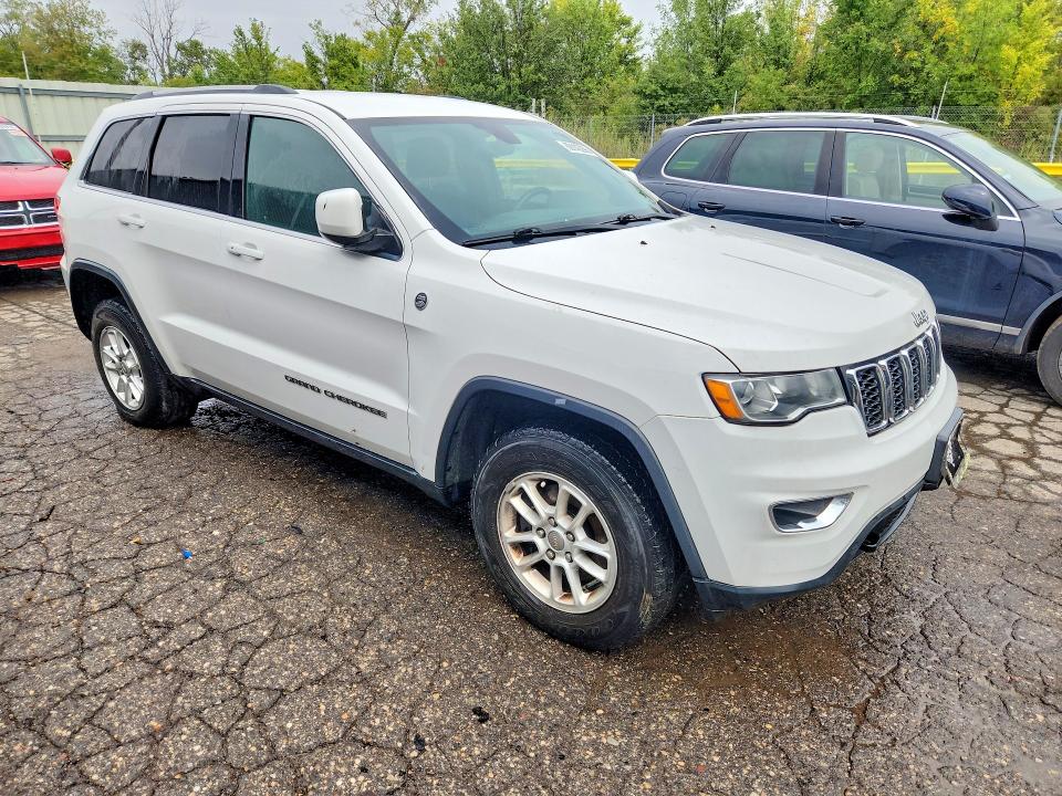 69142296 :رقم المزاد ، 1C4RJFAG7JC303716 vin ، 2018 Jeep Grand Cherokee مزاد بيع