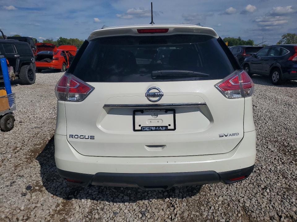 Продажа на аукционе авто 2015 Nissan Rogue, vin: 5N1AT2MVXFC899885, номер лота: 68612466
