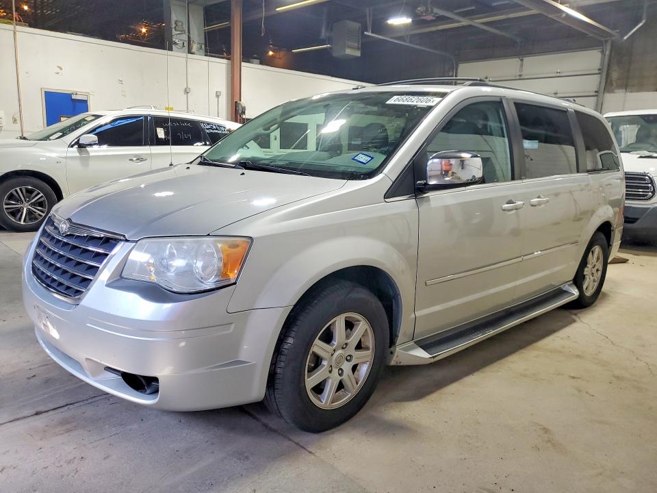 Auction sale of the 2010 Chrysler Town & Country, vin: 2A4RR5D10AR217756, lot number: 66862606