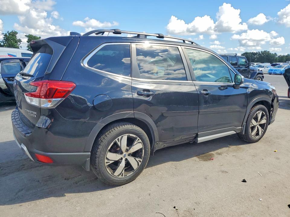 Продажа на аукционе авто 2021 Subaru Forester, vin: JF2SKAXCXMH570069, номер лота: 68674256