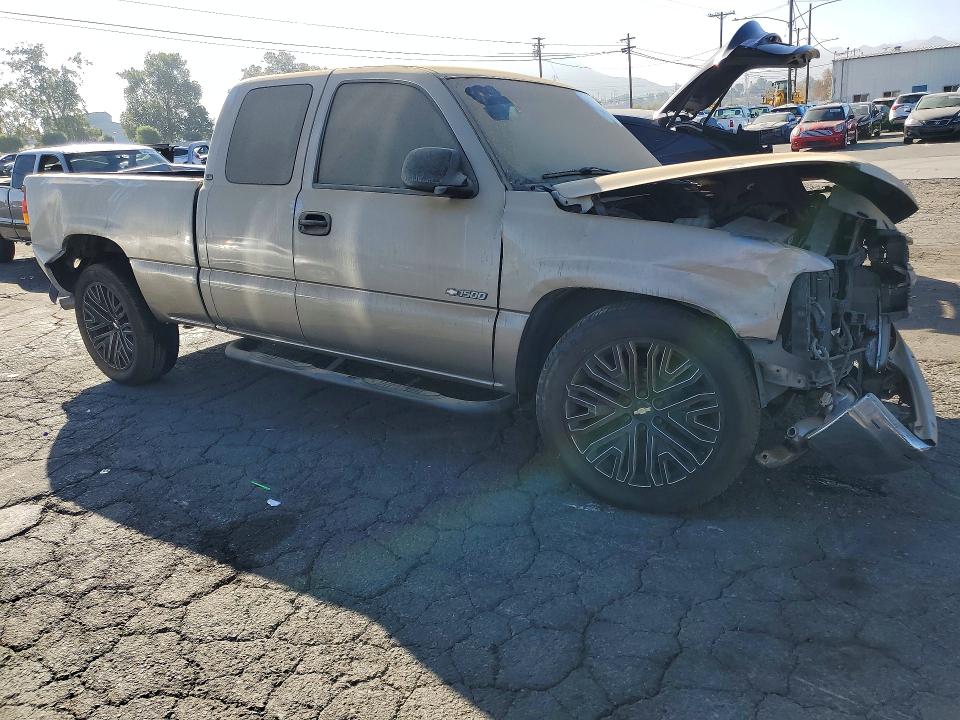 Продаж на аукціоні авто 2001 Chevrolet Silverado, vin: 2GCEC19V611387421, номер лоту: 67882576