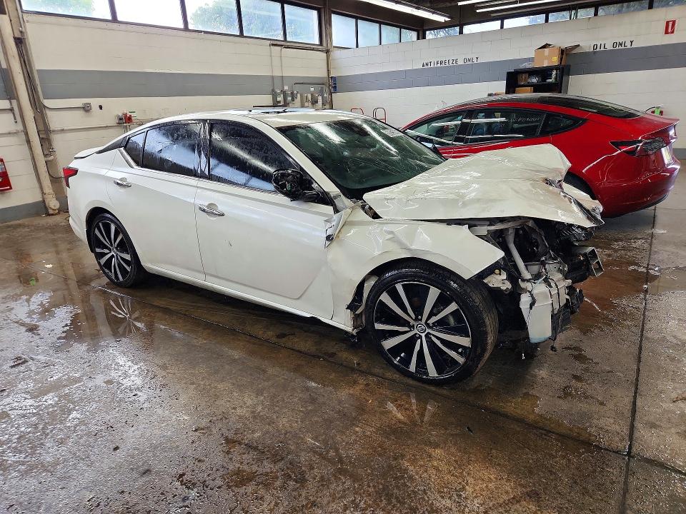Продаж на аукціоні авто 2019 Nissan Altima, vin: 1N4BL4FV5KC184420, номер лоту: 69025006