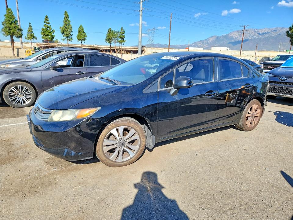 2012 Honda Civic მანქანა იყიდება აუქციონზე, vin: 19XFB2F56CE353051, აუქციონის ნომერი: 70822716