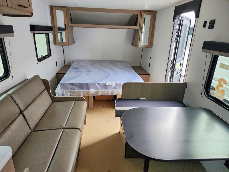69206666 :رقم المزاد ، 58TBM0BM7V1643052 vin ، 2027 Open Range Travel Trailer مزاد بيع