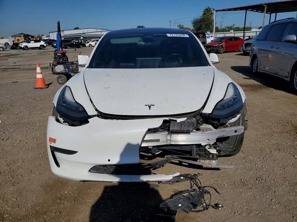 70735446 :رقم المزاد ، 5YJ3E1EA2LF590553 vin ، 2020 Tesla Model 3 مزاد بيع