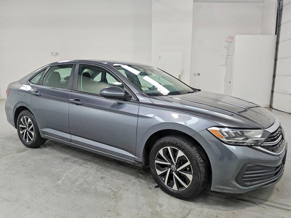 Продажа на аукционе авто 2024 Volkswagen Jetta, vin: 3VW5M7BU8RM047822, номер лота: 70426136