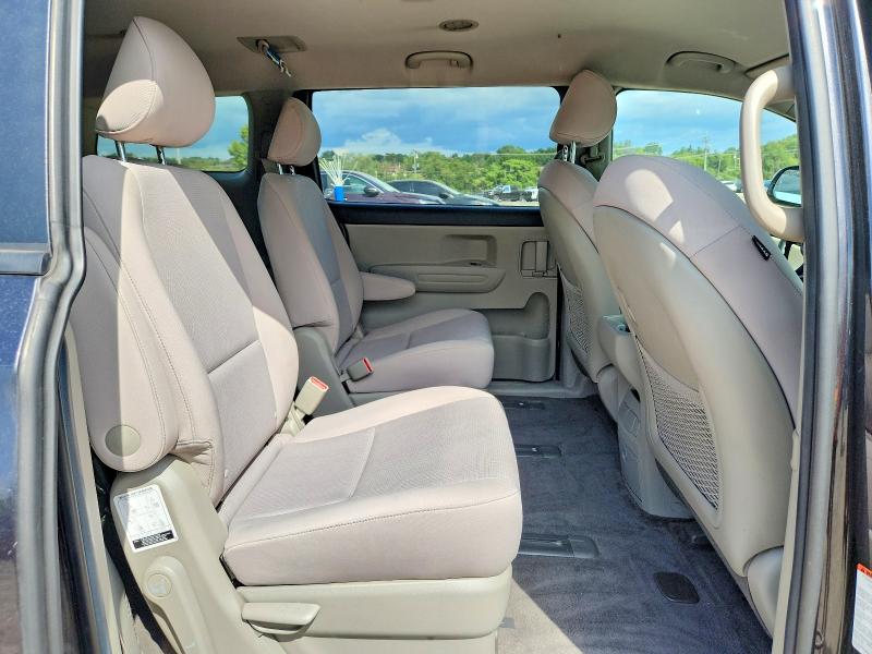 59410126 :رقم المزاد ، KNDMB5C10L6598105 vin ، 2020 Kia Sedona مزاد بيع