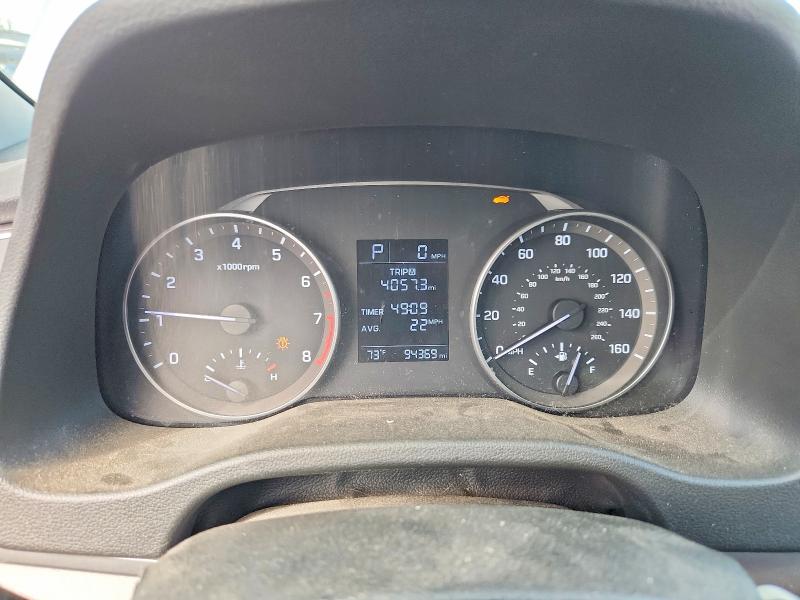 69046496 :رقم المزاد ، 5NPD84LF0HH130554 vin ، 2017 Hyundai Elantra مزاد بيع
