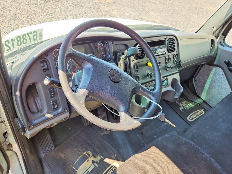 67881206 :رقم المزاد ، 3ALACWDT4FDGU9083 vin ، 2015 Freightliner M2 مزاد بيع