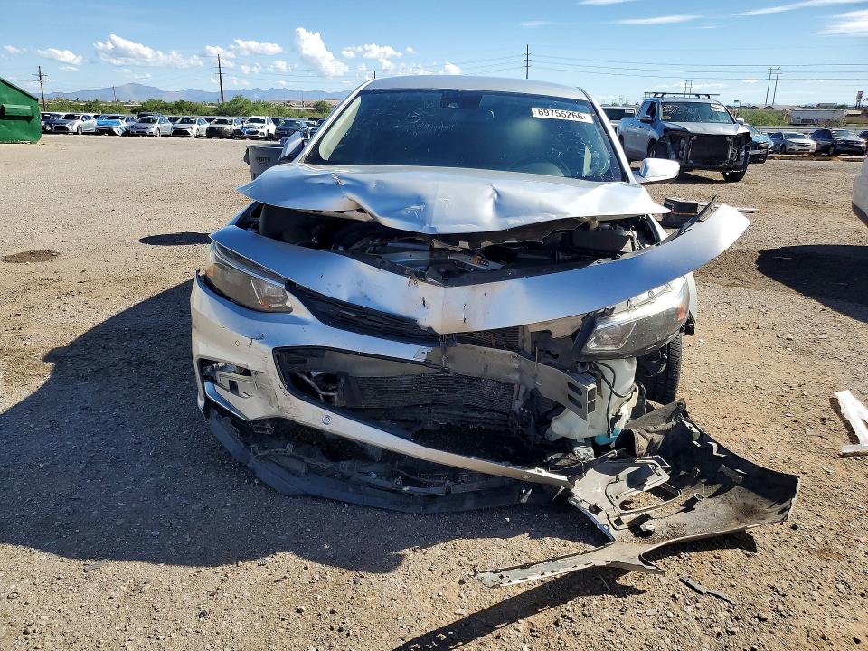 69755266 :رقم المزاد ، 1G1ZE5SX2JF262075 vin ، 2018 Chevrolet Malibu مزاد بيع