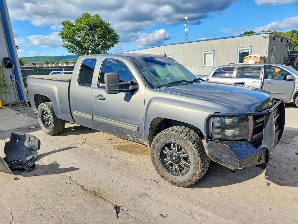 Продажа на аукционе авто 2011 Chevrolet Silverado, vin: 1GCRKSE33BZ417496, номер лота: 68297836