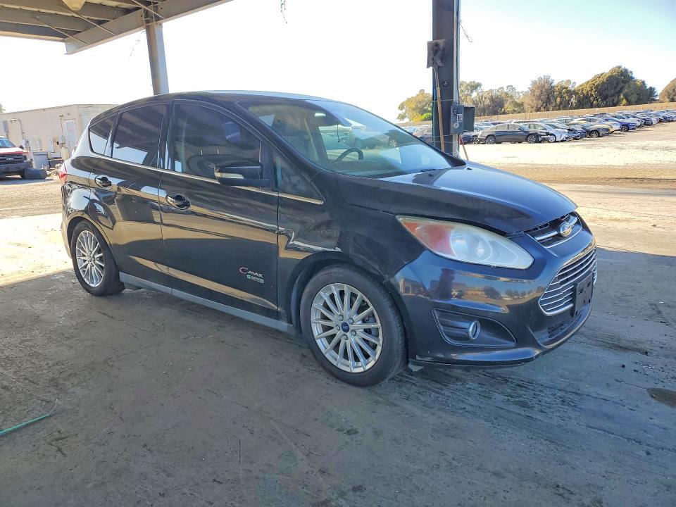 71056456 :رقم المزاد ، 1FADP5CUXFL101617 vin ، 2015 Ford C-max مزاد بيع