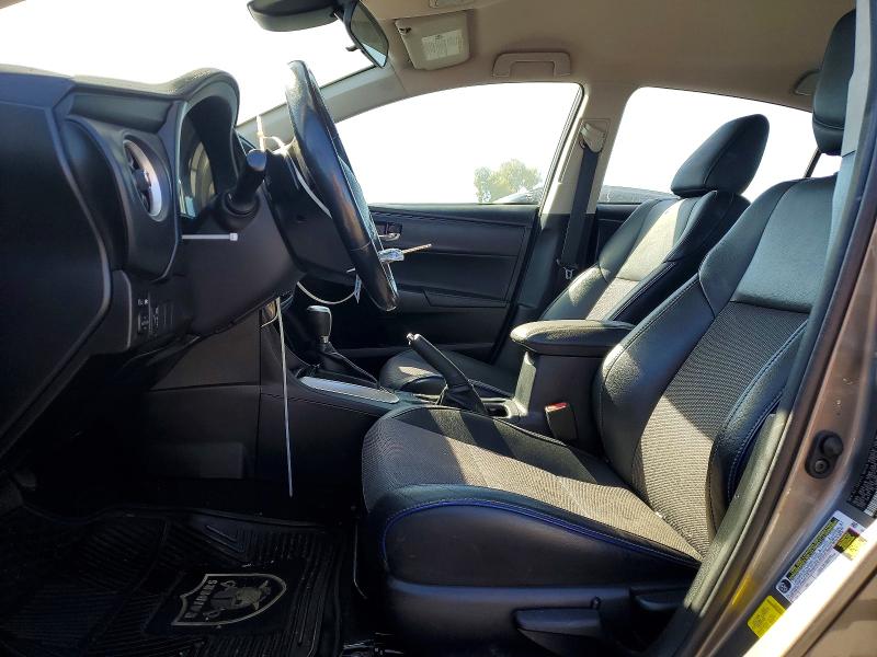 70359506 :رقم المزاد ، 2T1BURHE6JC107725 vin ، 2018 Toyota Corolla مزاد بيع