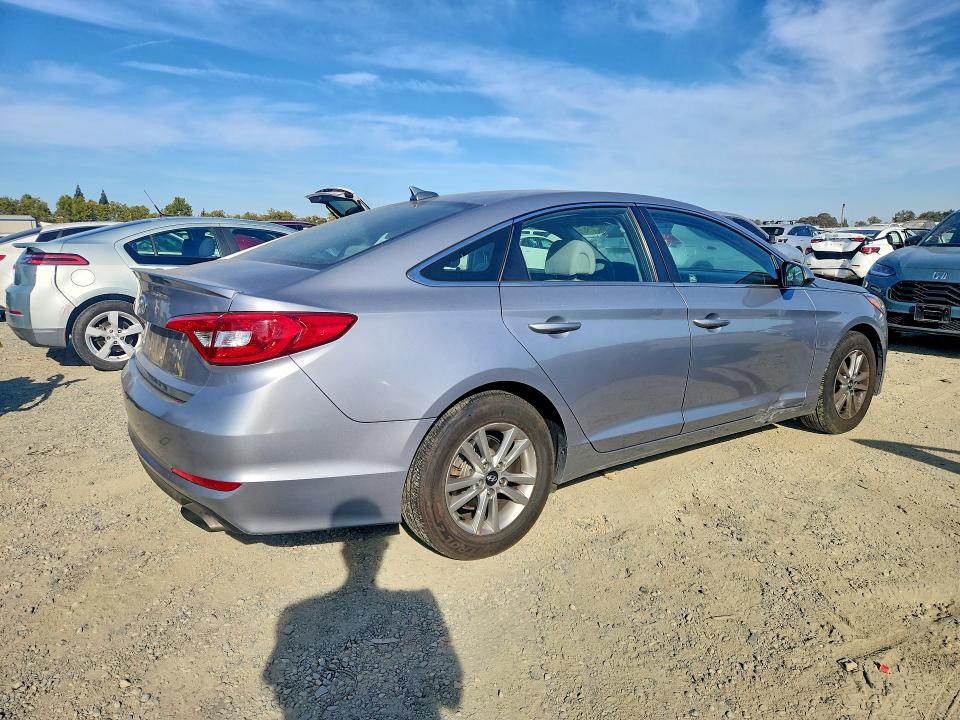 2017 Hyundai Sonata მანქანა იყიდება აუქციონზე, vin: 5NPE24AF6HH527954, აუქციონის ნომერი: 69977216