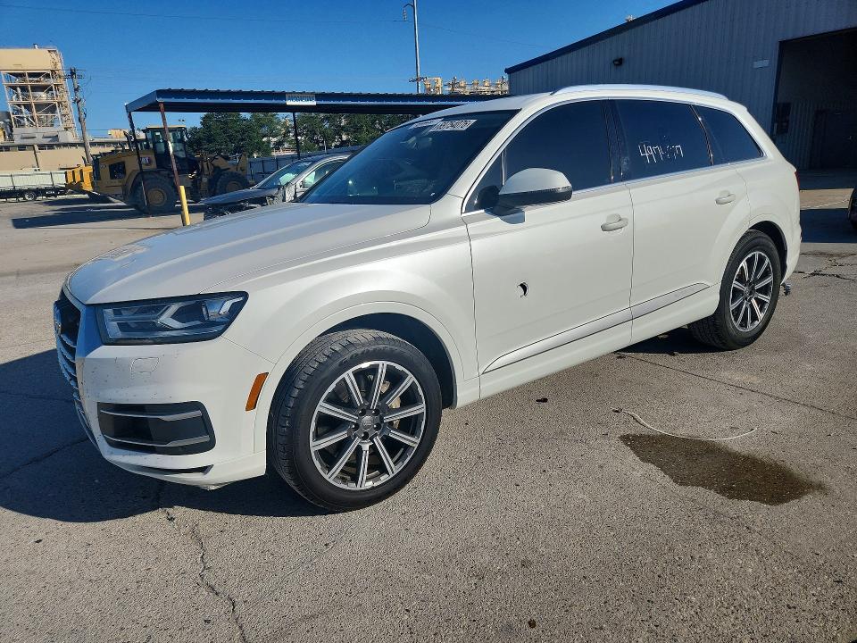 Продаж на аукціоні авто 2017 Audi Q7, vin: WA1LAAF70HD015374, номер лоту: 69754076