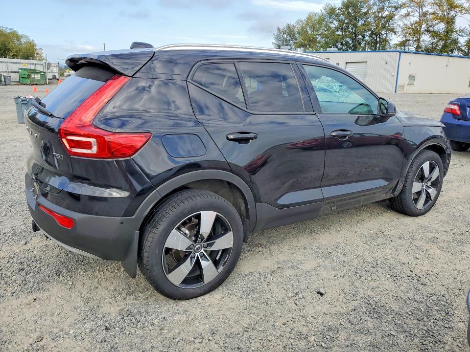 Продажа на аукционе авто 2019 Volvo Xc40, vin: YV4162XZ3K2000615, номер лота: 69439726