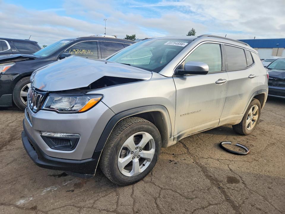 69754856 :رقم المزاد ، 3C4NJDBB8LT117289 vin ، 2020 Jeep Compass مزاد بيع
