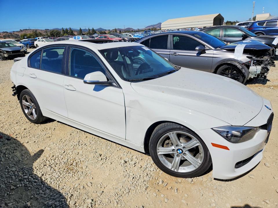 Продажа на аукционе авто 2015 Bmw 328, vin: WBA3B3G50FNT18395, номер лота: 71041476