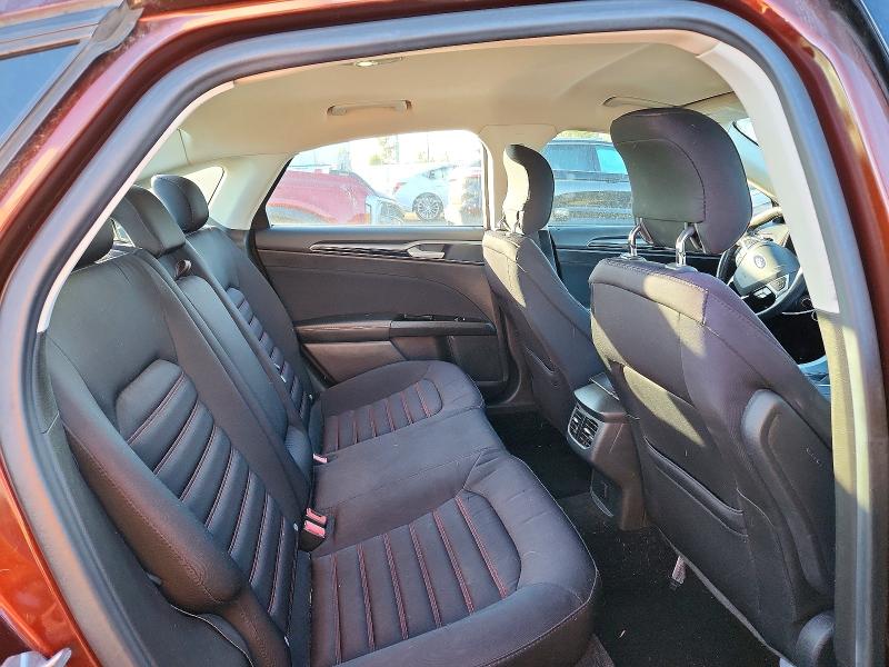 69879526 :رقم المزاد ، 3FA6P0H78FR136298 vin ، 2015 Ford Fusion مزاد بيع
