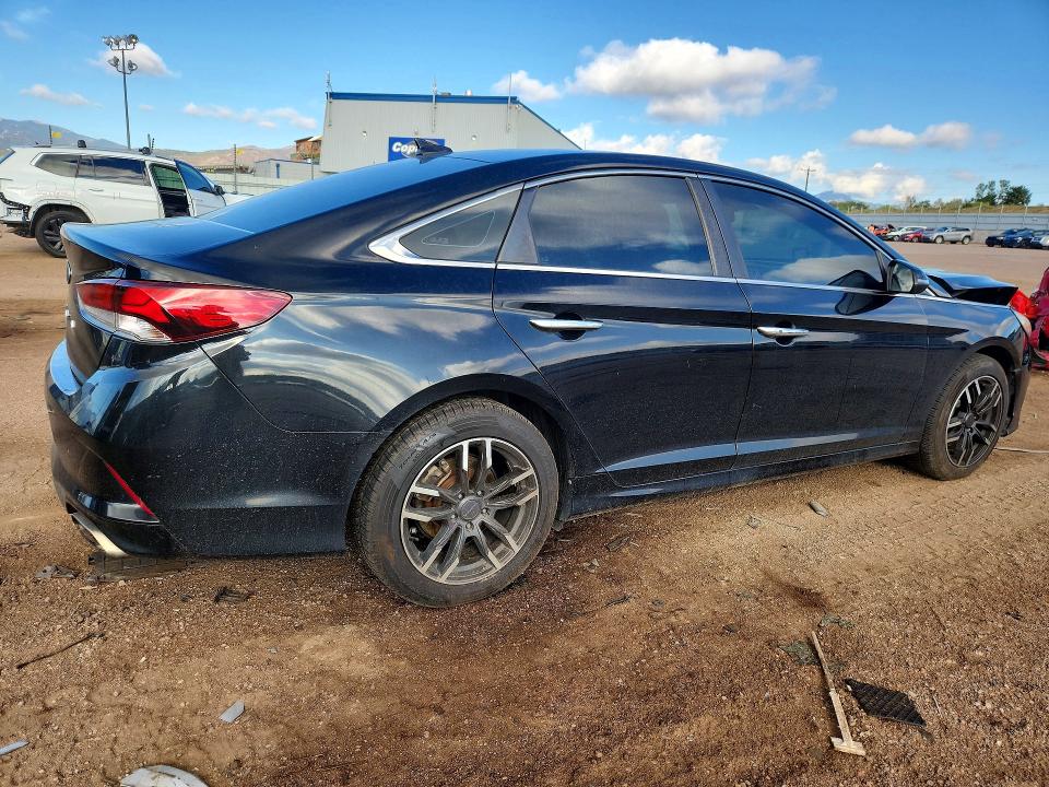 Продажа на аукционе авто 2018 Hyundai Sonata, vin: 5NPE34AF1JH660950, номер лота: 69400116