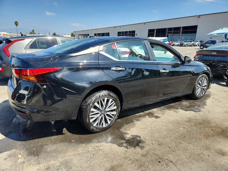 2025 Nissan Altima მანქანა იყიდება აუქციონზე, vin: 1N4BL4DV0SN351094, აუქციონის ნომერი: 68625666