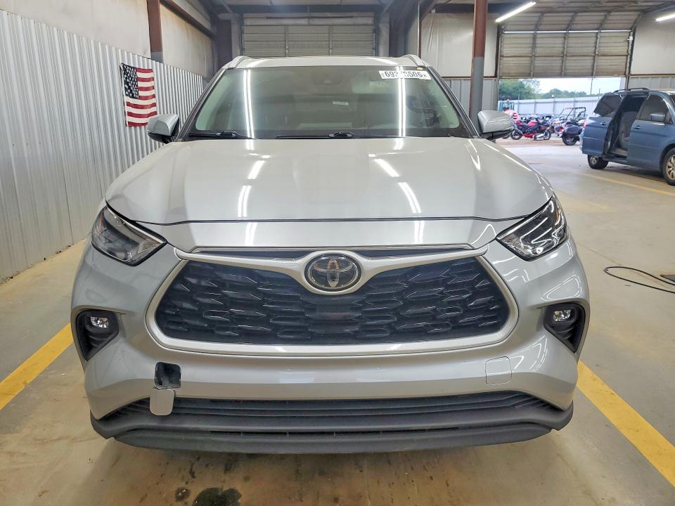 Aukcja sprzedaży 2023 Toyota Highlander, vin: 5TDKDRBH2PS009861, numer aukcji: 69378506