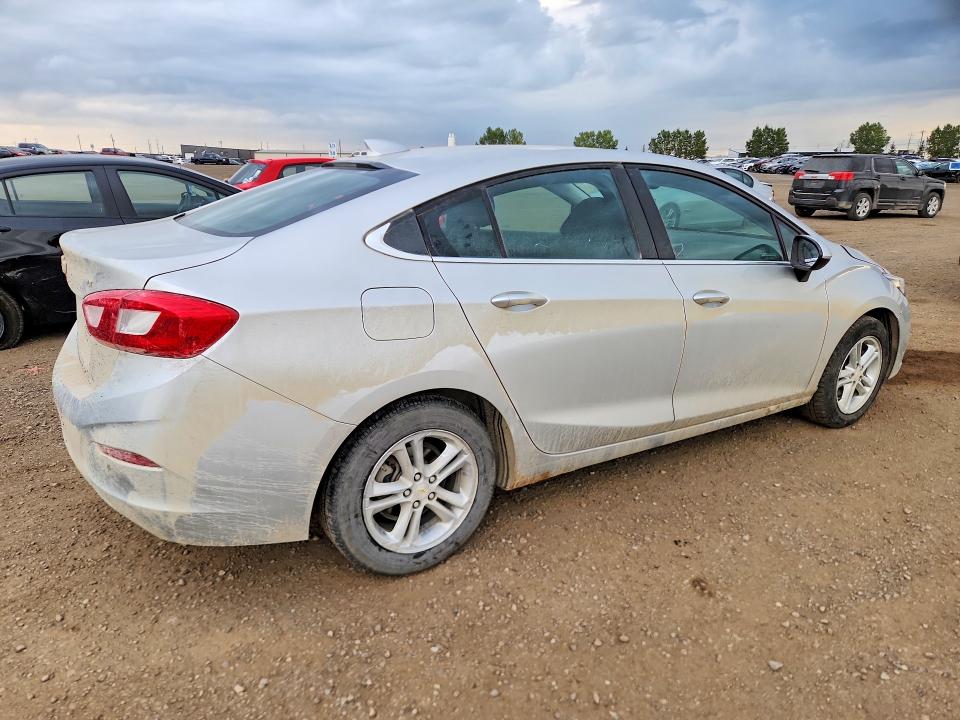 67273276 :رقم المزاد ، 3G1BE5SM1HS505419 vin ، 2017 Chevrolet Cruze مزاد بيع